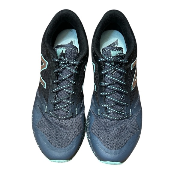 NEW BALANCE 690 v1 Black Teal sz 9.5 Speed Ride WT690LA1 Hike Run All Terrain - Picture 5 of 12